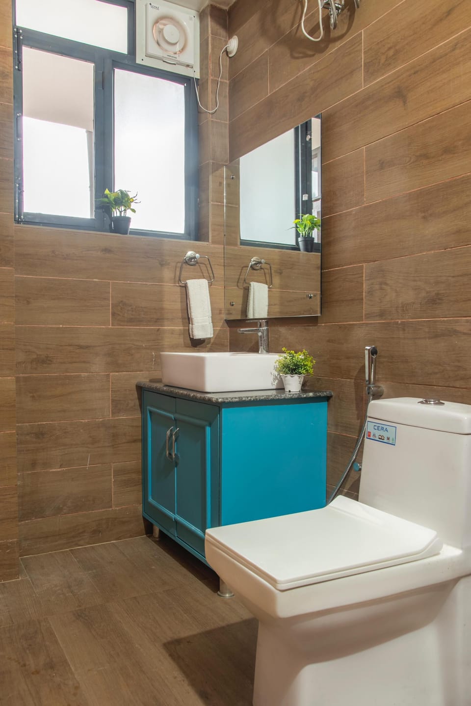 Premium Apartment, 3 Bedrooms, Balcony, Mountain View | Bathroom | Free toiletries, towels, soap, shampoo