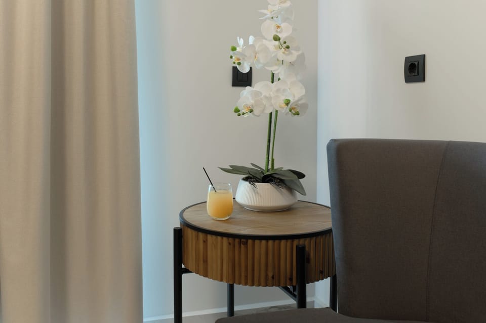 Superior Suite, Lanai, Beach View | 1 bedroom, premium bedding, iron/ironing board, free WiFi