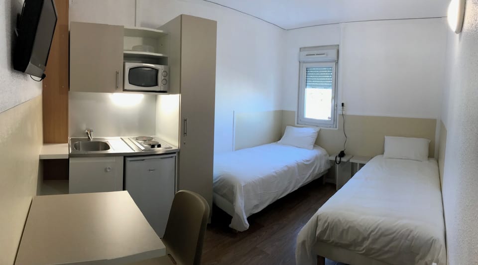 Twin Room | Free WiFi