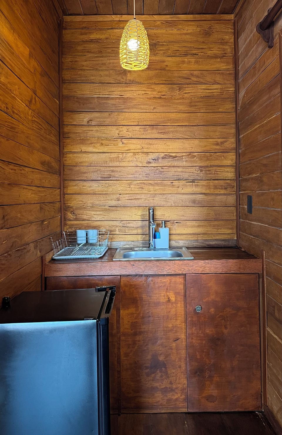 Luxury Cabin, Lagoon View | Private kitchen | Mini-fridge, electric kettle, griddle, cleaning supplies