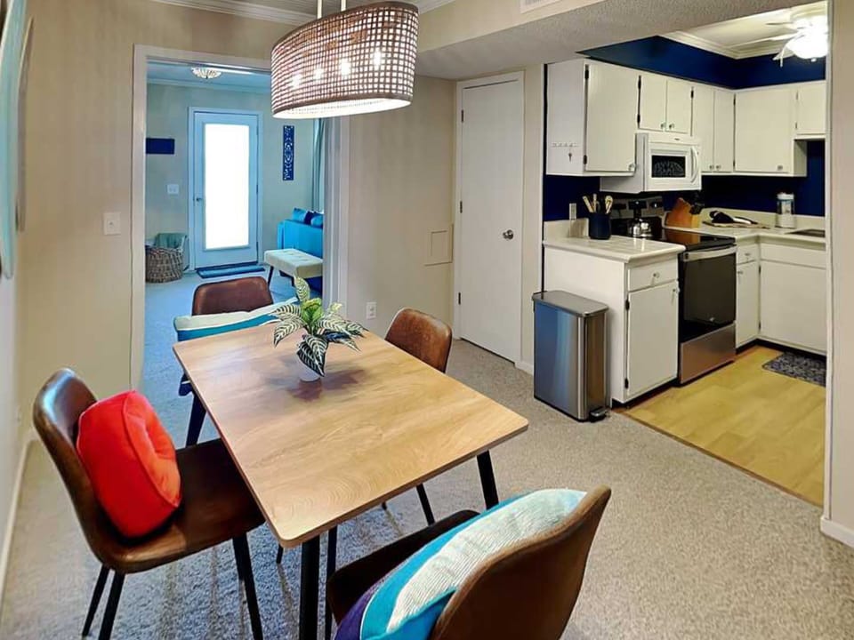 Condo (1 Bedroom) | Property amenity