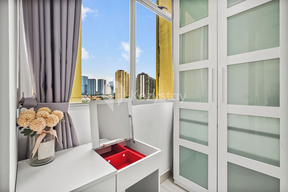 Apartment, 2 Bedrooms, City View | 2 bedrooms, iron/ironing board, free WiFi