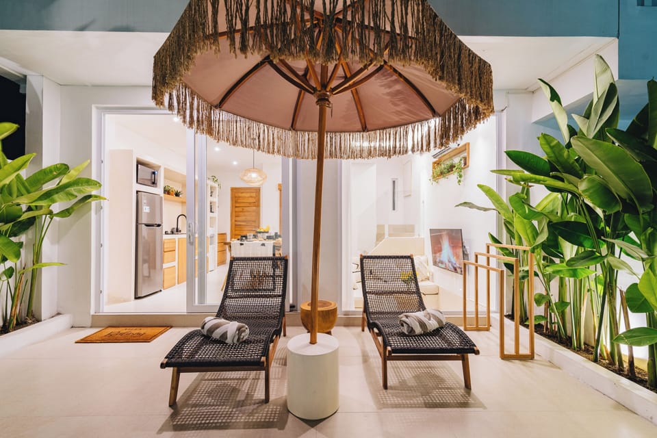 Comfort Villa, Courtyard View | Living area