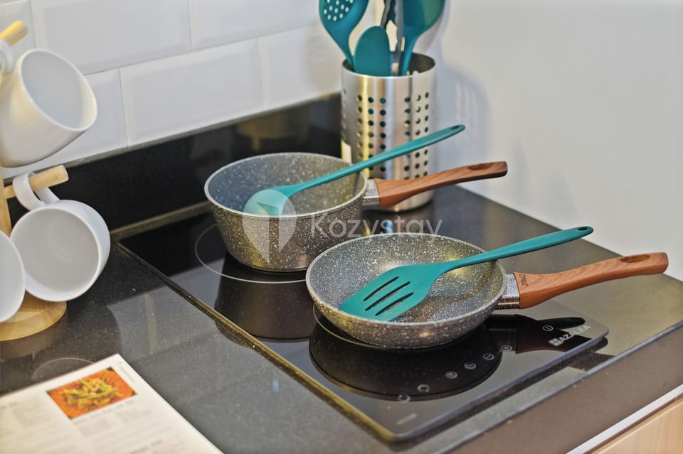 Apartment, 1 Bedroom, City View | Private kitchen