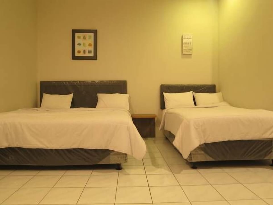 Family Room | Desk, iron/ironing board, rollaway beds, free WiFi