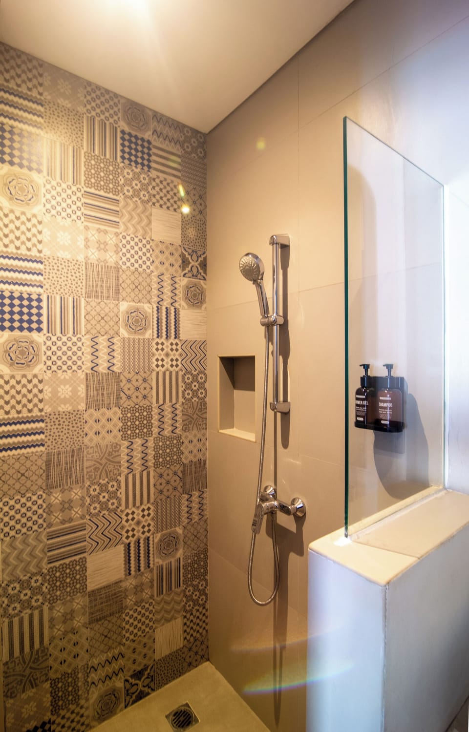 Shower, rainfall showerhead, soap, shampoo