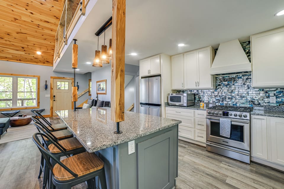 House (4 Bedrooms) | Interior