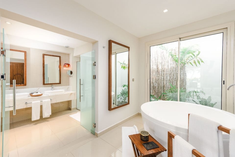 Free toiletries, hair dryer, slippers, bidet