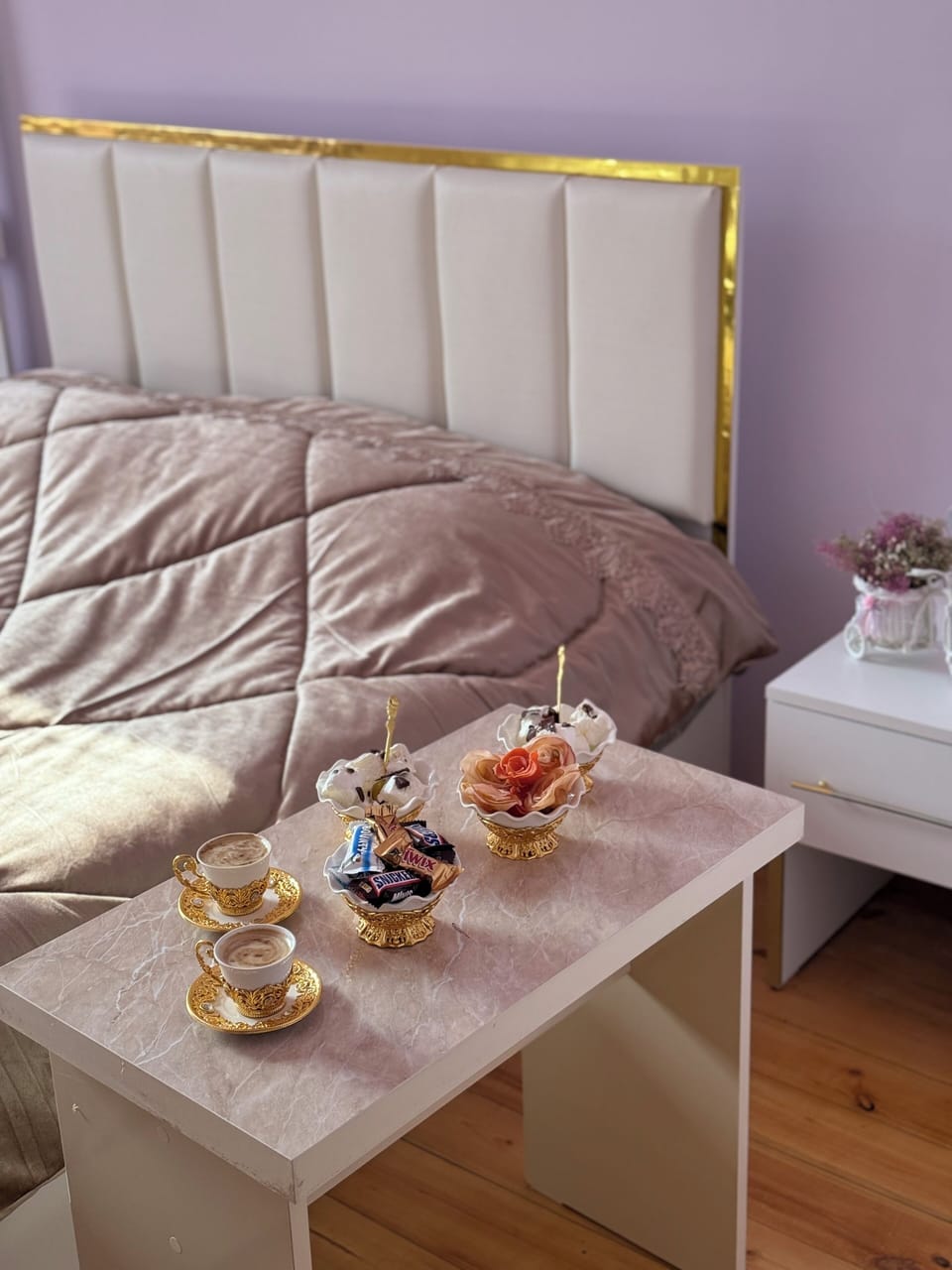Classic Double Room, Garden View | In-room dining