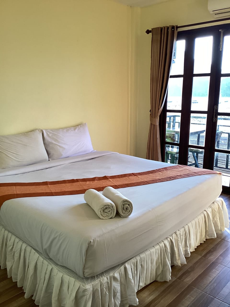 Standard Double Room, 1 Double Bed, Sea View | In-room safe, free WiFi, bed sheets