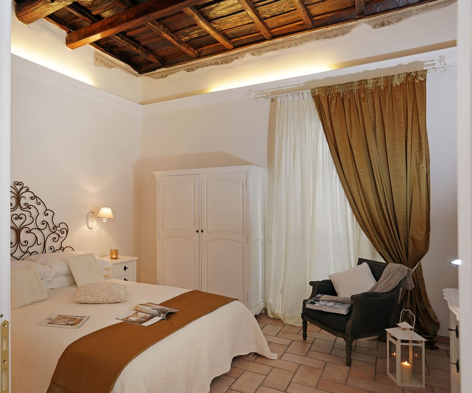 Superior Double Room | Down comforters, WiFi (free), bed sheets