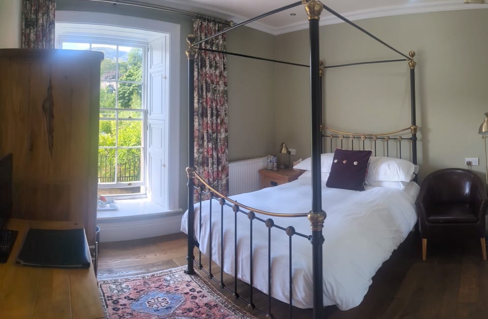 Classic Double Room, Mountain View (Aira Force) | Hypo-allergenic bedding, free WiFi, bed sheets