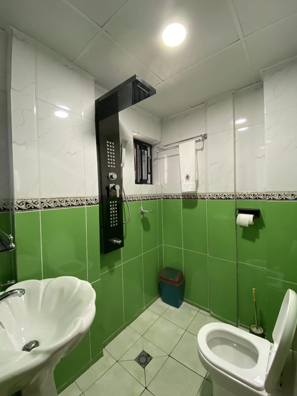 Bathrobes, slippers, bidet