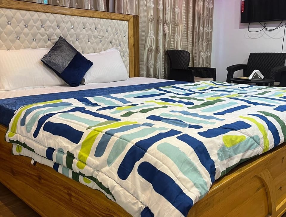 Standard Room, Garden View | Free WiFi, bed sheets