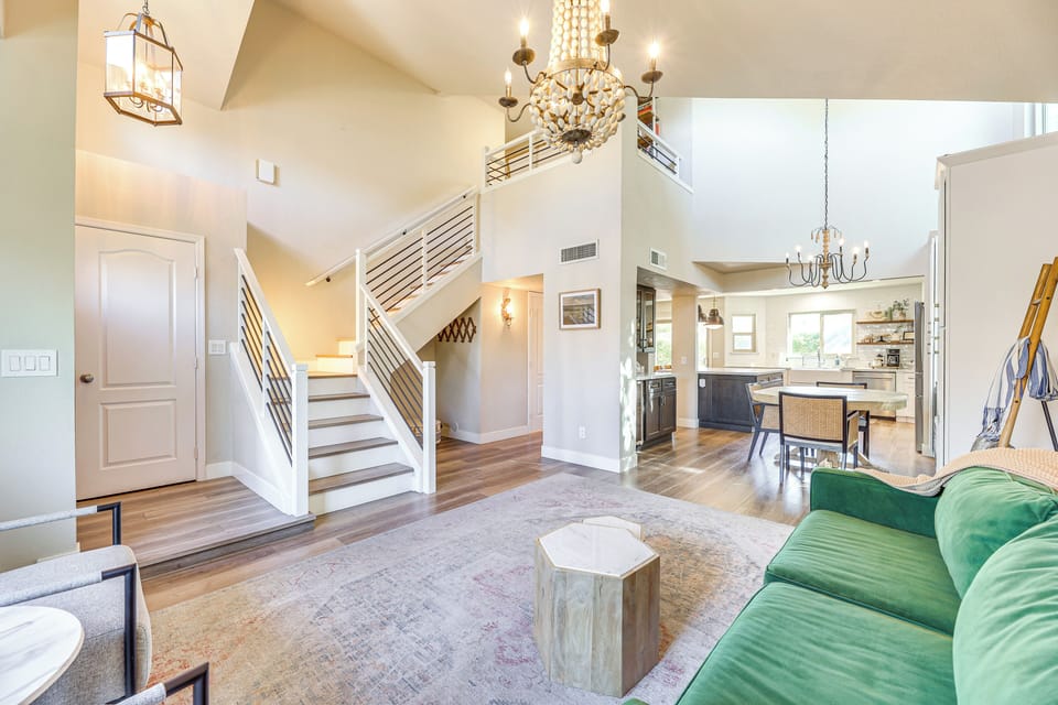 House (4 Bedrooms) | Interior