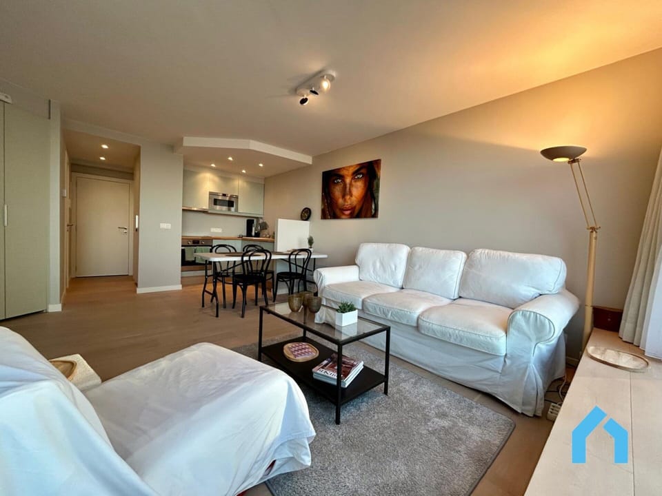 Apartment | Living room