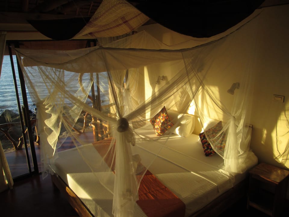 Romantic Villa, Beach View, Beachfront | Premium bedding, in-room safe, free WiFi