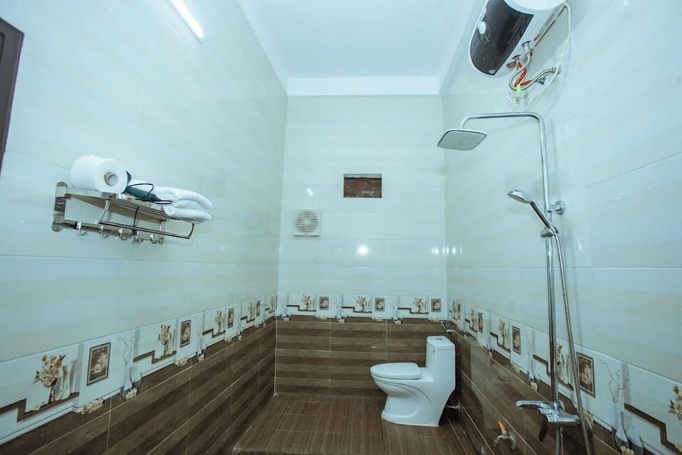 Family Quadruple Room, Mountain View | Bathroom | Shower, hair dryer, slippers, towels