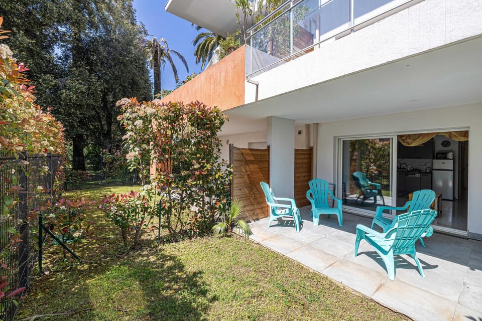 Apartment | Garden