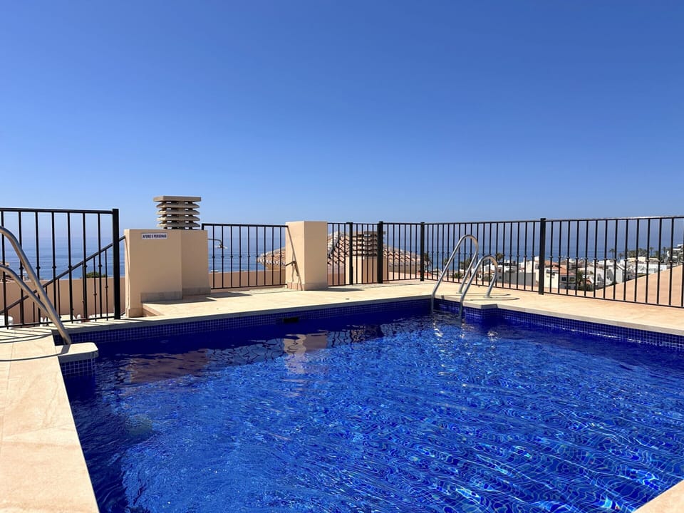 Apartment | Pool | Outdoor pool