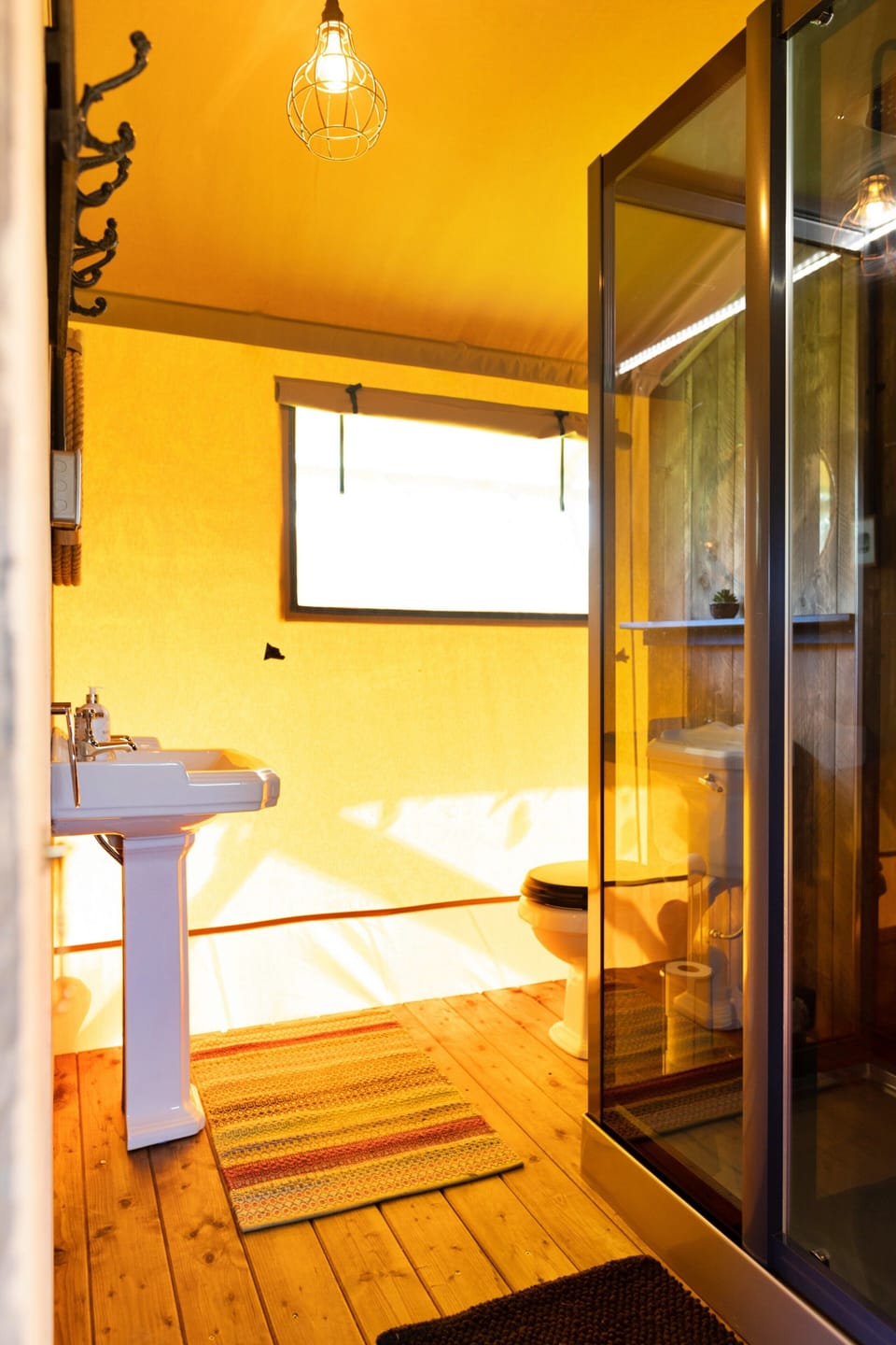 House | Bathroom | Bathtub