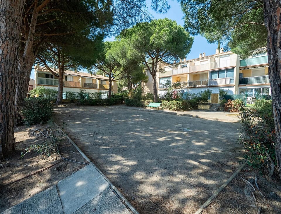 Apartment | Garden