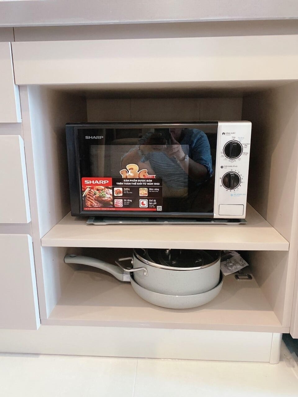 Microwave