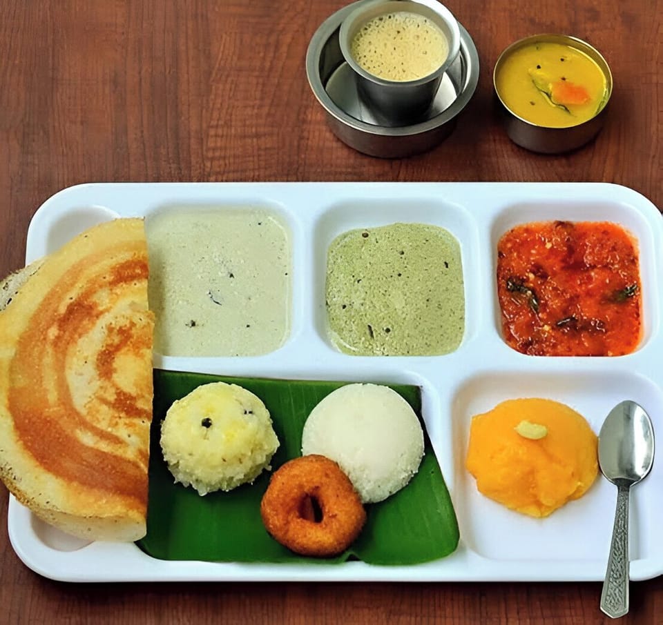 Daily local cuisine breakfast for a fee
