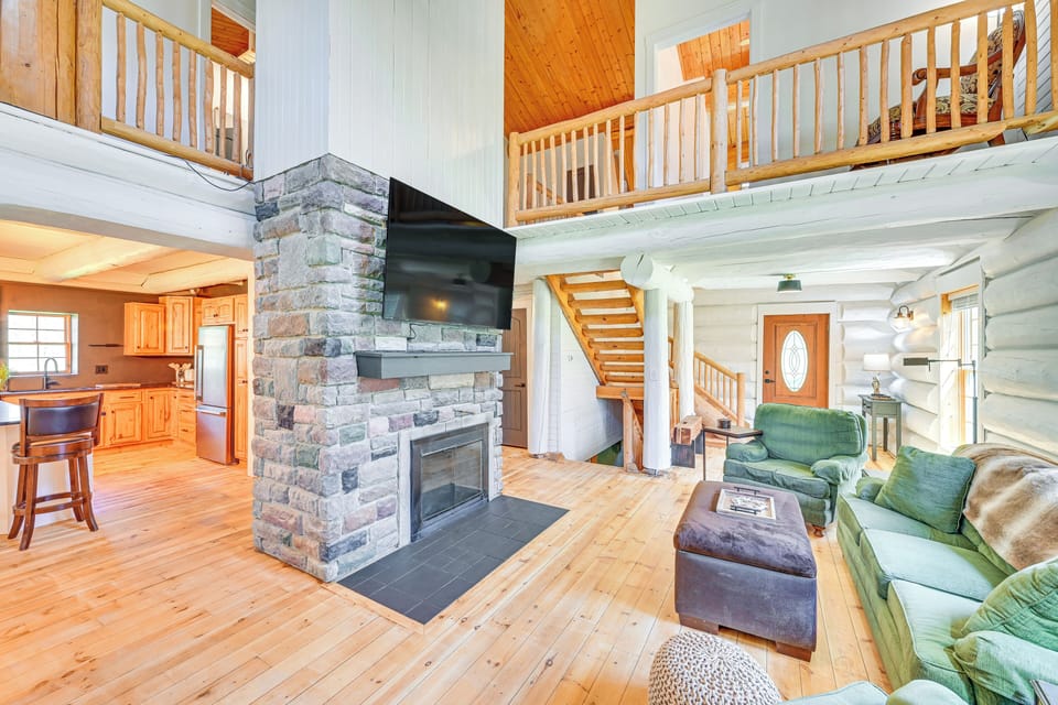 House (4 Bedrooms) | Front of property