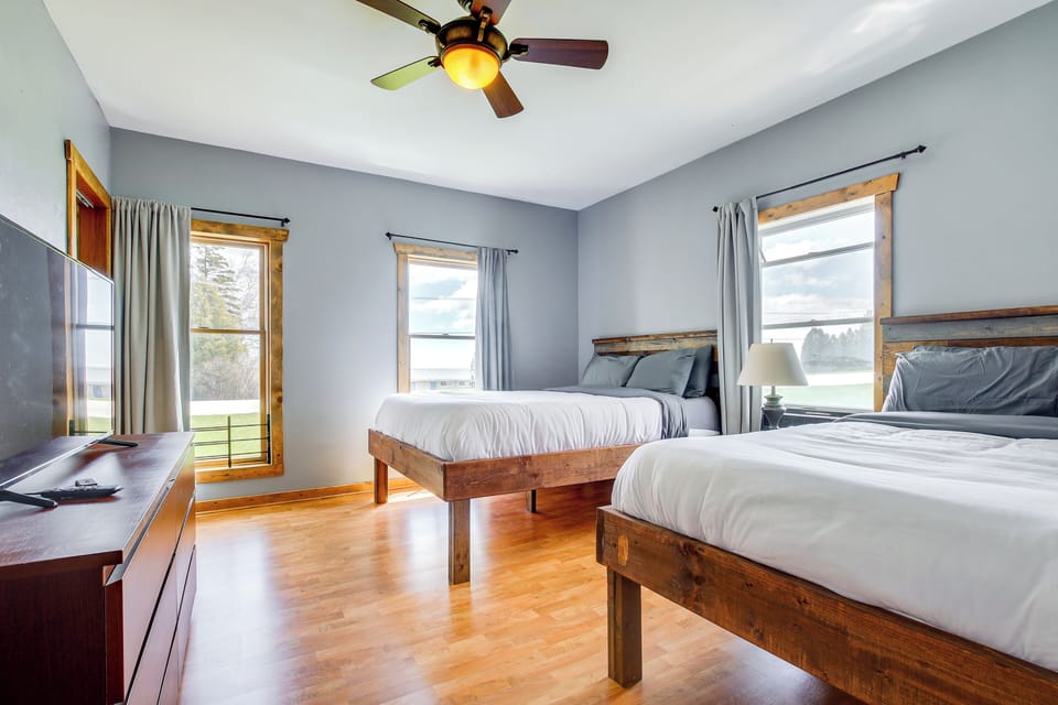 House (3 Bedrooms) | Interior