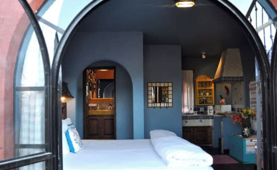 Standard Studio Suite, City View | In-room safe, desk, iron/ironing board, free WiFi