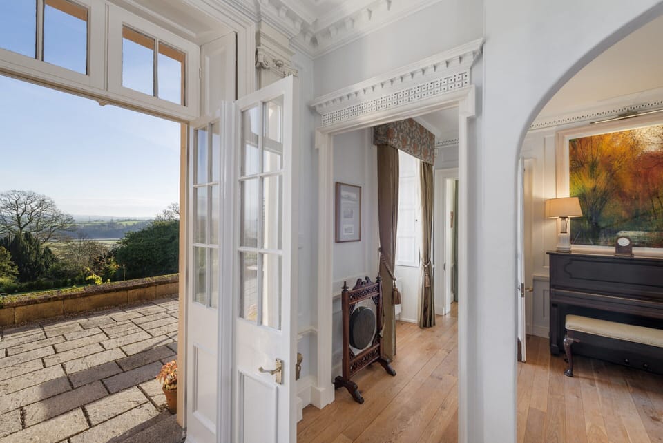 House | Reception