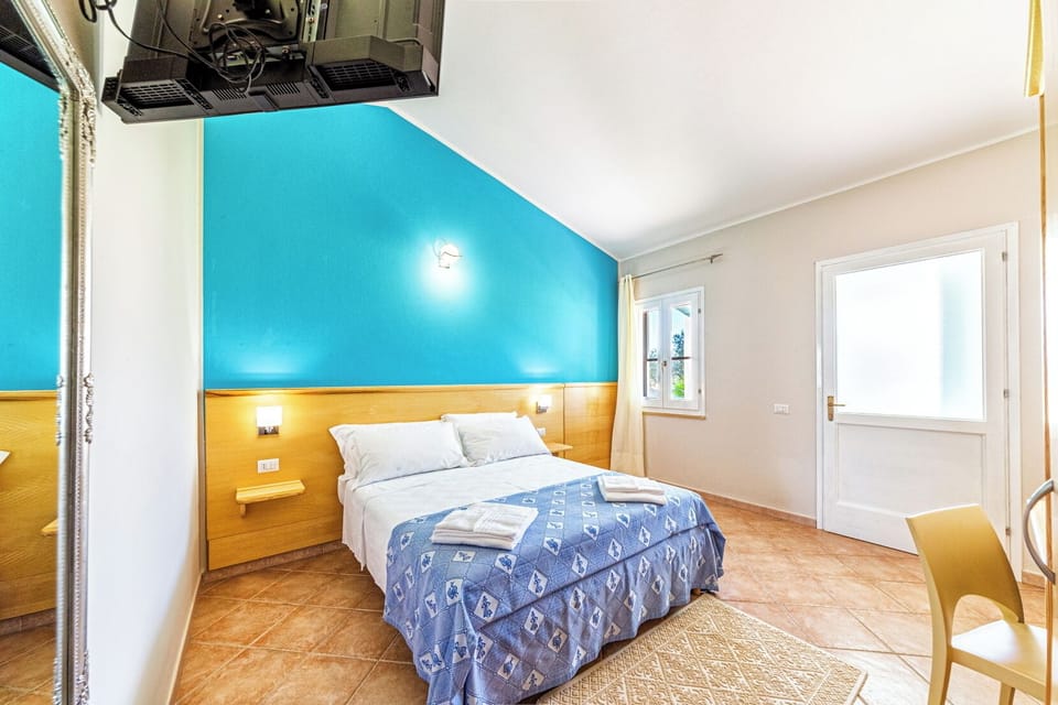 Double Room | Desk, free WiFi