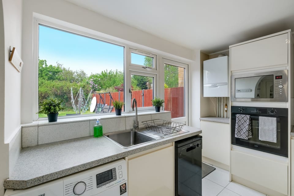 Family House | Private kitchen | Electric kettle