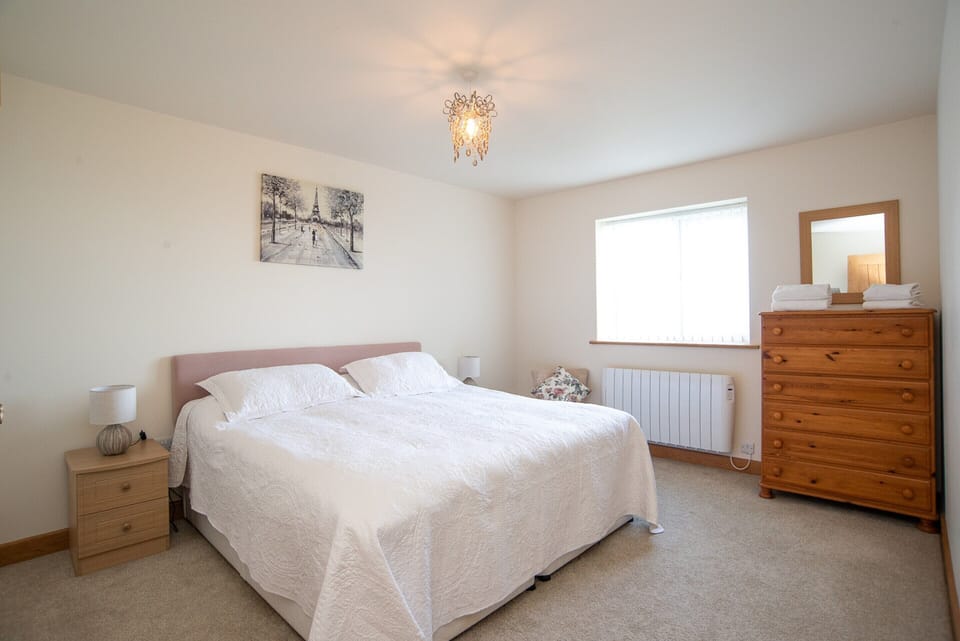 Cottage With Stunning sea Views, No Deposit Cottage in Llanasa