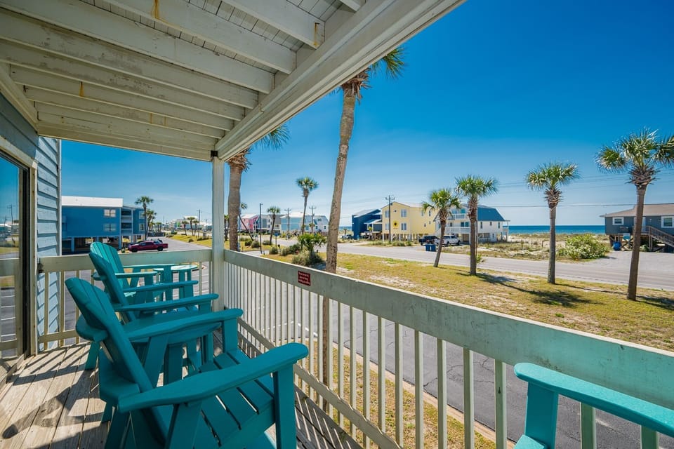 Condo, 3 Bedrooms | Property grounds