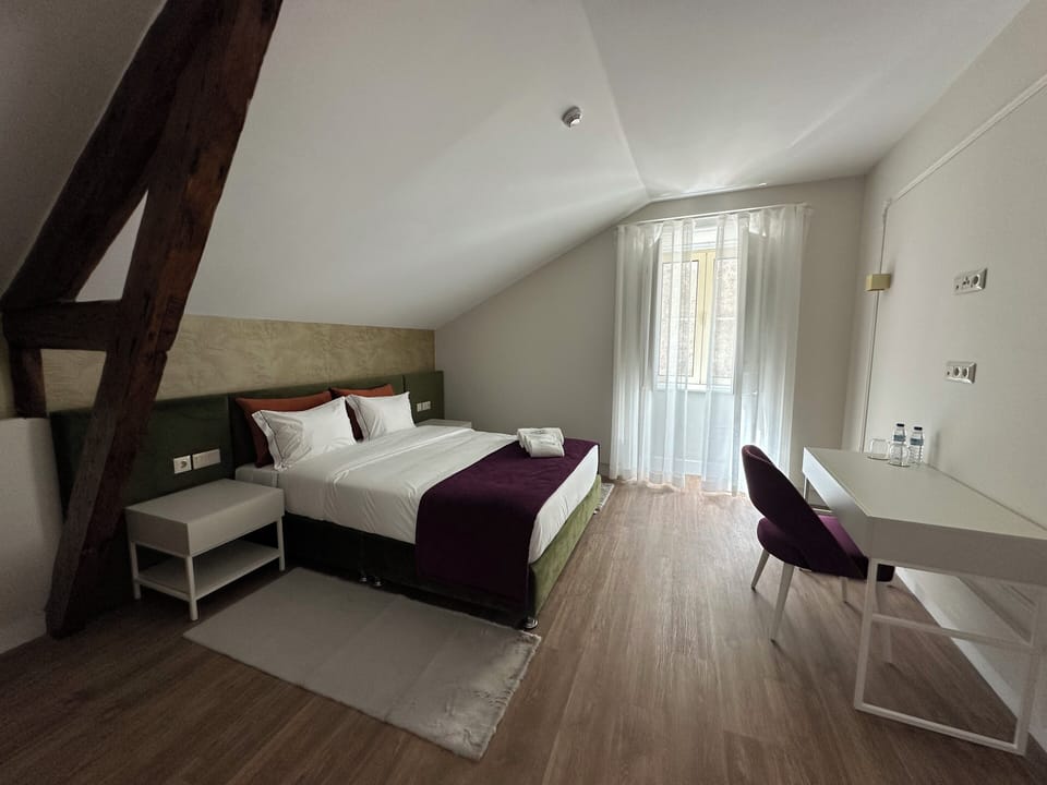 Classic Double Room | Free WiFi