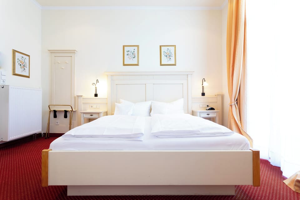 In-room safe, desk, laptop workspace, free WiFi