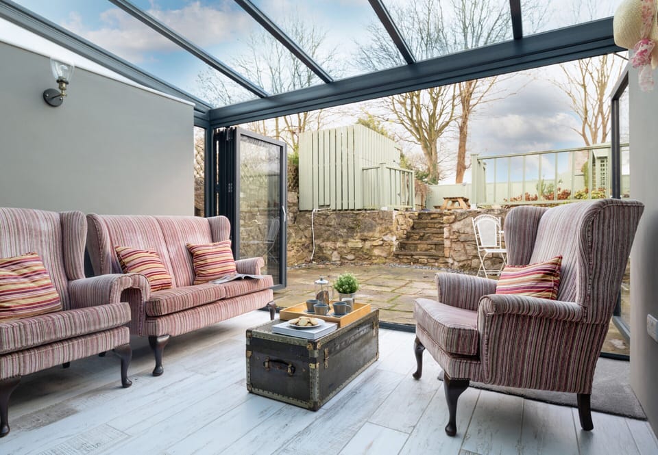 Cottage | Living area