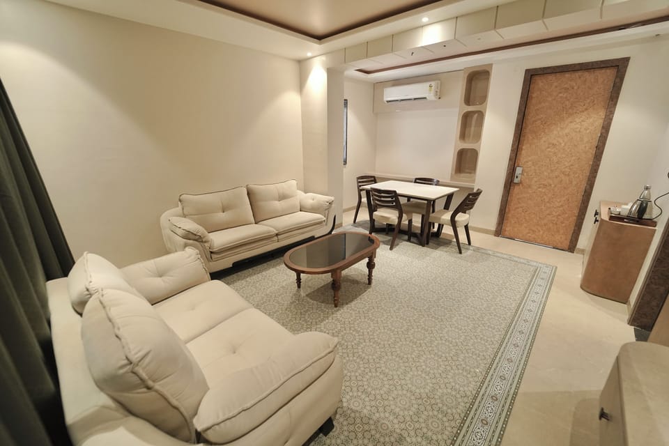 Luxury Studio Suite | Free WiFi