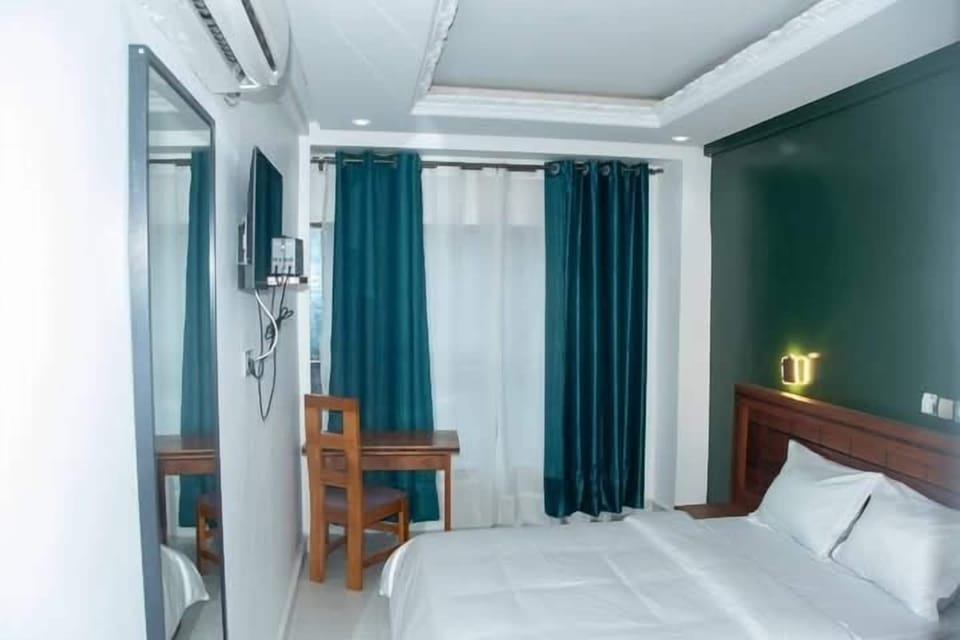 Twin Room, Courtyard View | Free WiFi