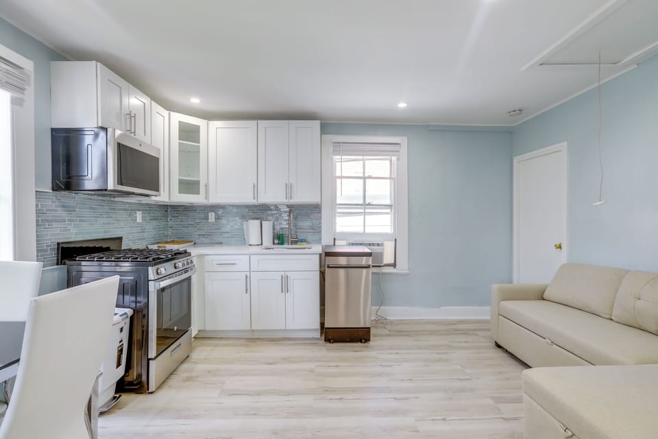 Apartment (3 Bedrooms) | Front of property