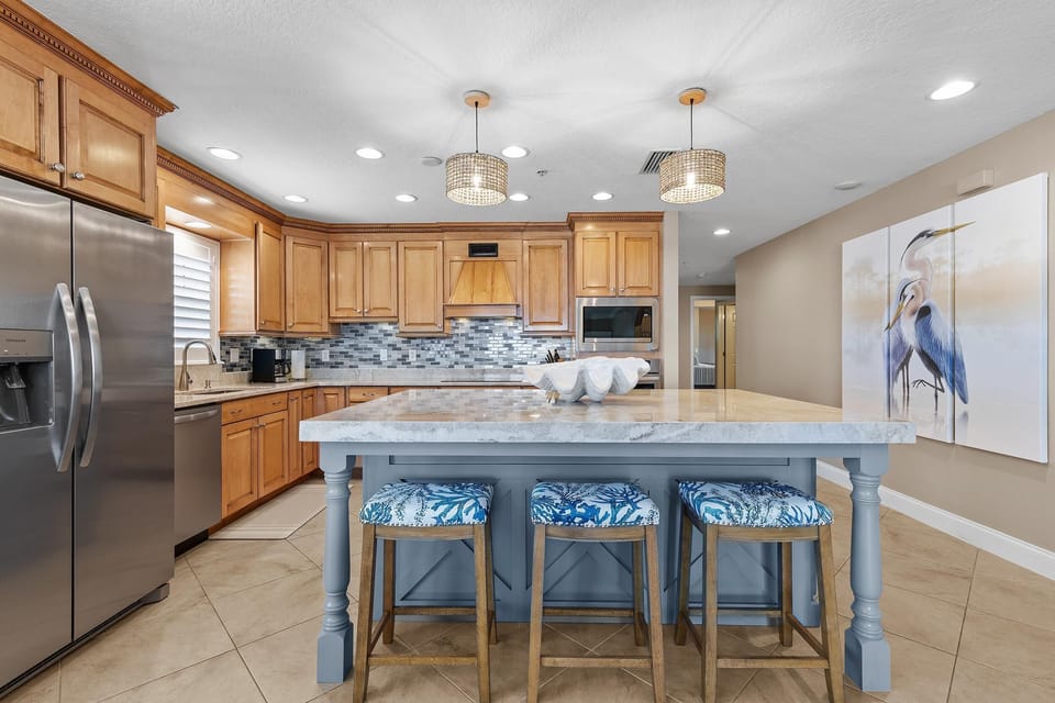Condo, Multiple Beds (Atlantic Villas 101) | Private kitchen | Oven, toaster