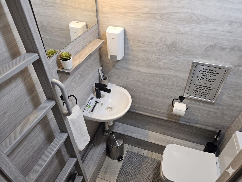 Economy Single Room | Free WiFi
