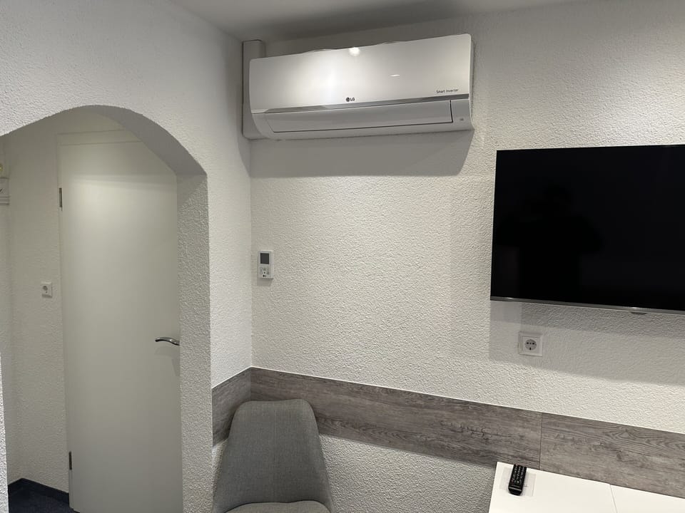 Triple Room, Private Bathroom | Free WiFi