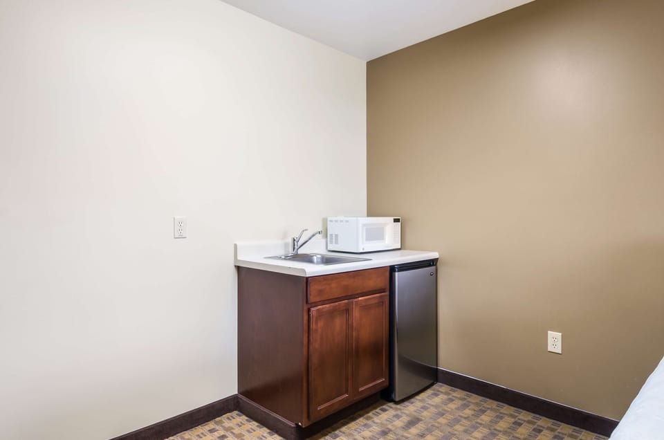 Junior Suite, 2 Queen Beds, Kitchenette | Premium bedding, desk, blackout drapes, iron/ironing board