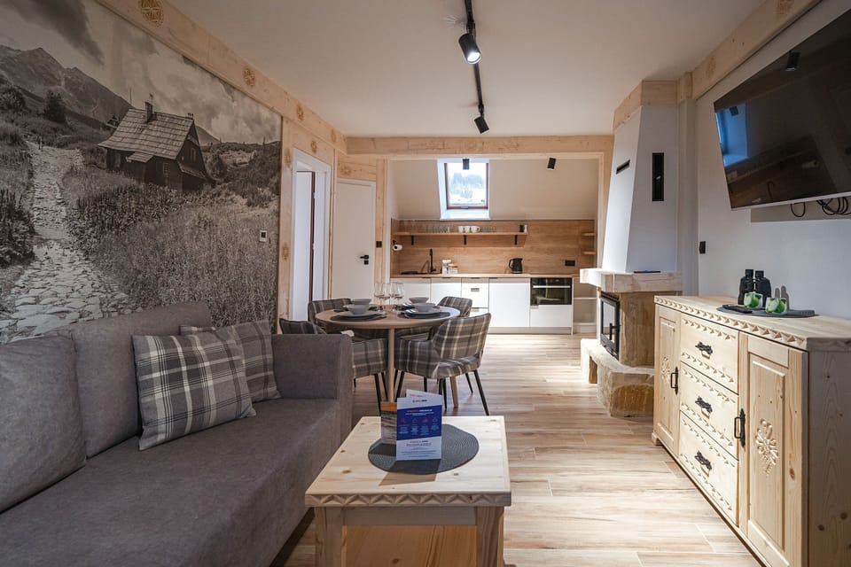 Apartment (3A) | Living area | Flat-screen TV