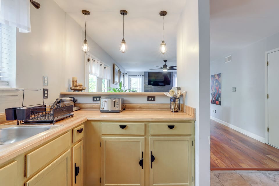 House (2 Bedrooms) | Interior