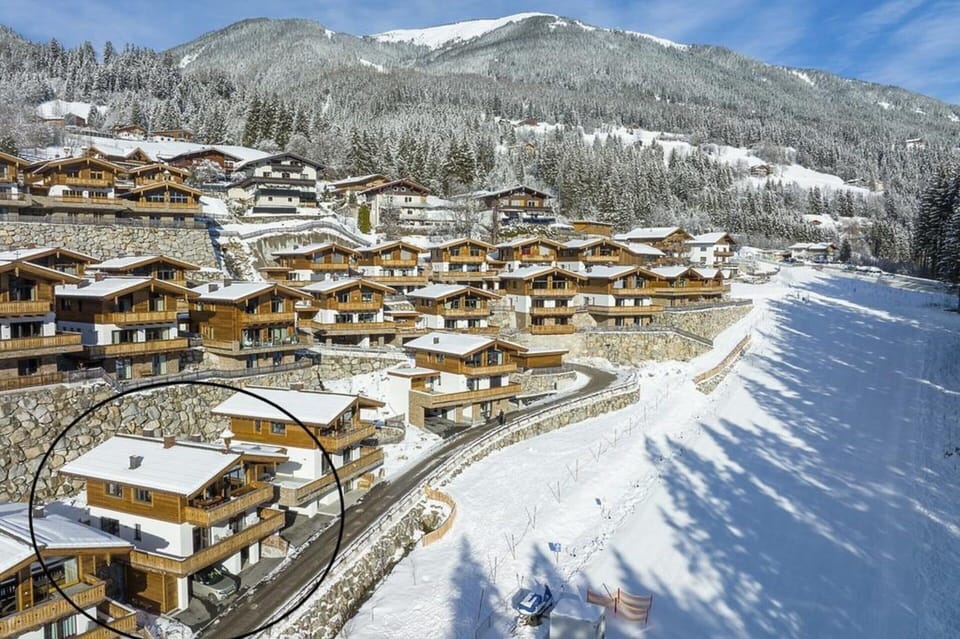 Chalet | Exterior