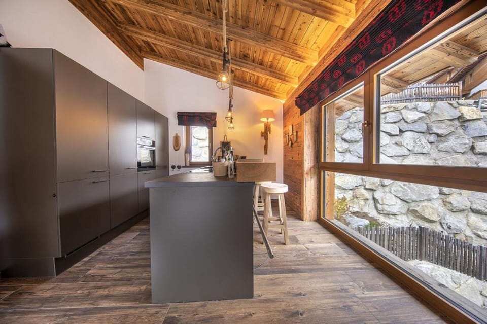 Chalet | Private kitchen | Stovetop